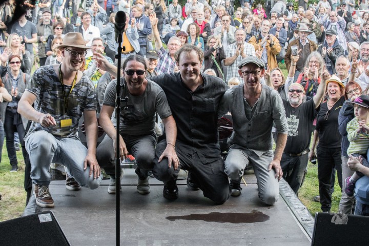 87ad7484-8a48-4ecc-b4c5-5fe6b16a2508_rw_1200