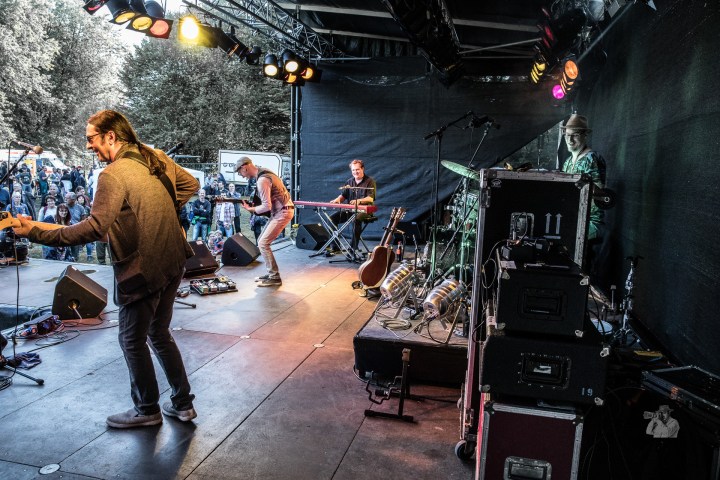 dca8c8bc-04de-4fef-a9a2-030badba6790_rw_1920